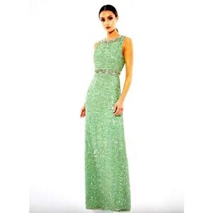 Mac Duggal Sequined Sleeveless Embellished Neckline Gown Mint size 6